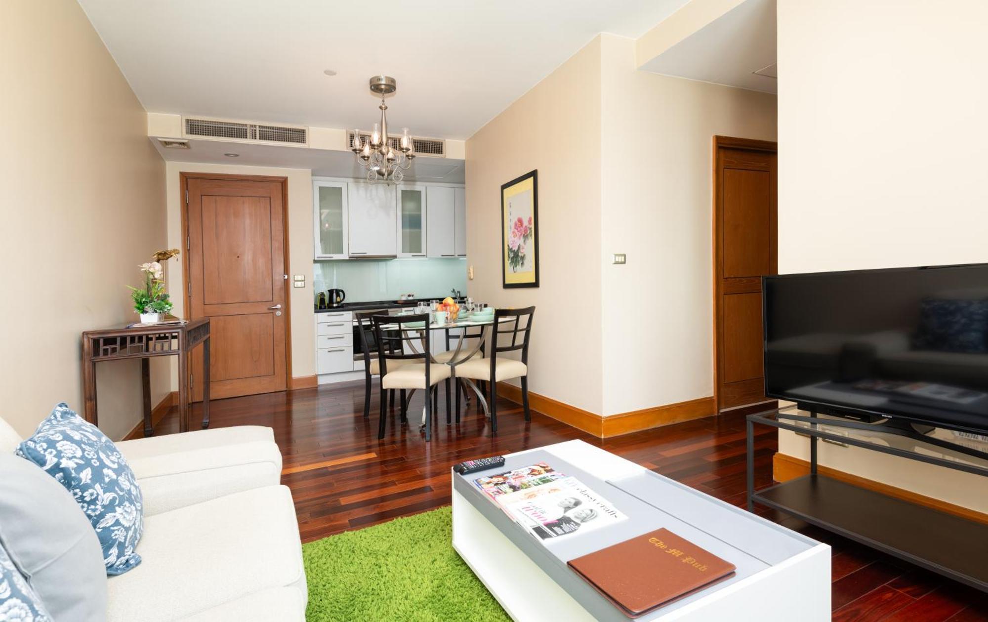 Sky Villas Apartments Bangkok Exterior photo